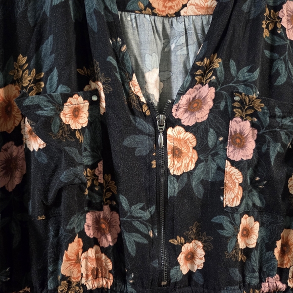 Torrid Black Floral Challis Zip Dress With Drawstring Waist- Size 3x - Picture 6 of 11